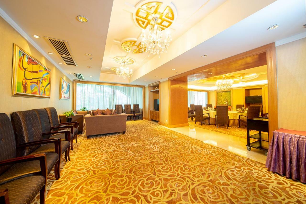 Grand International Hotel Гуанчжоу Экстерьер фото